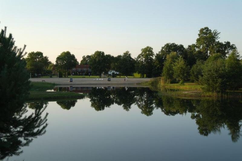 Ferienpark Mecklenburg Ziegendorf Εξωτερικό φωτογραφία